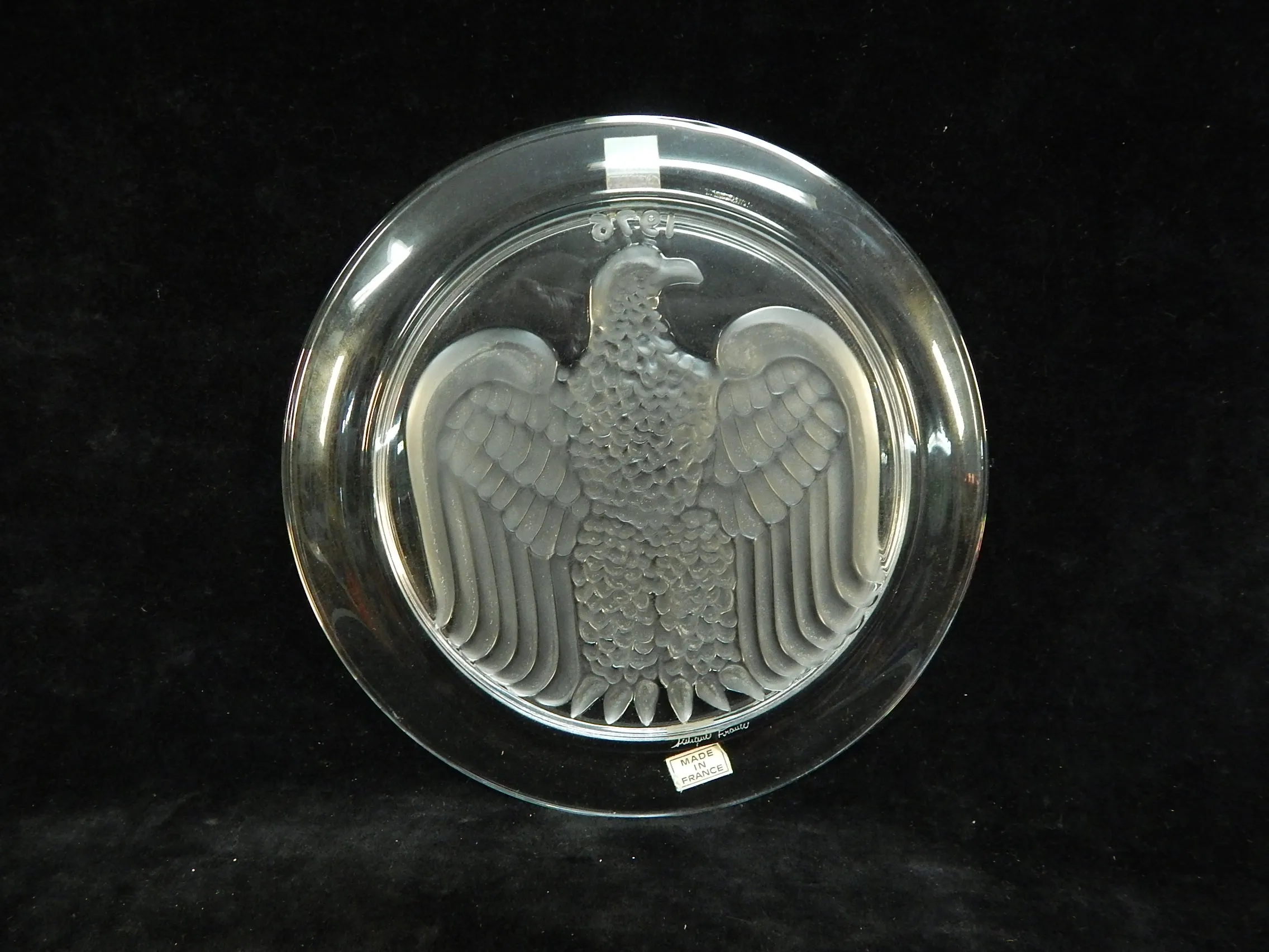 1976 Lalique 8" Crystal Bon Anniversaire Amerique Plate