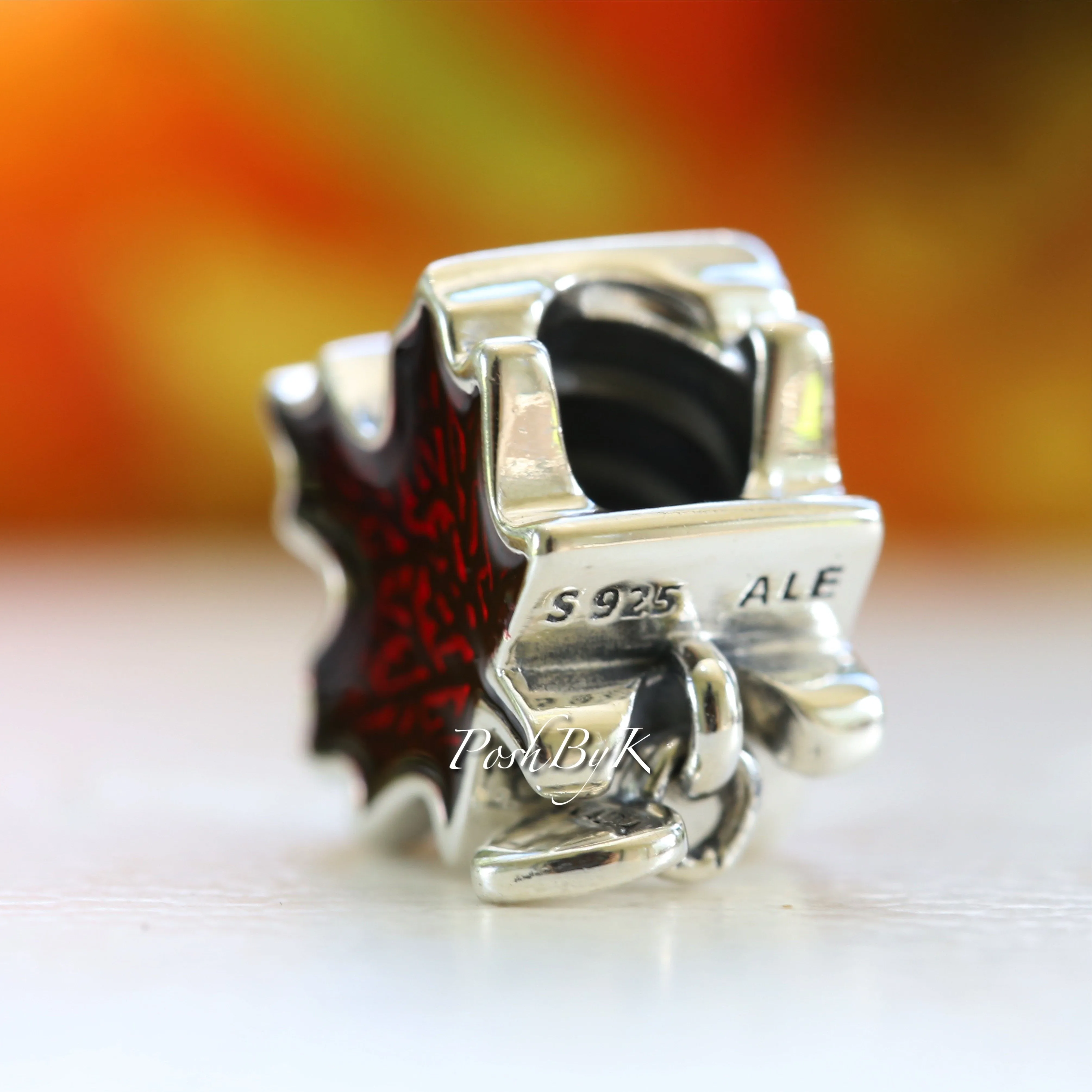 Canada Red Maple Leaf Charm 797207EN07