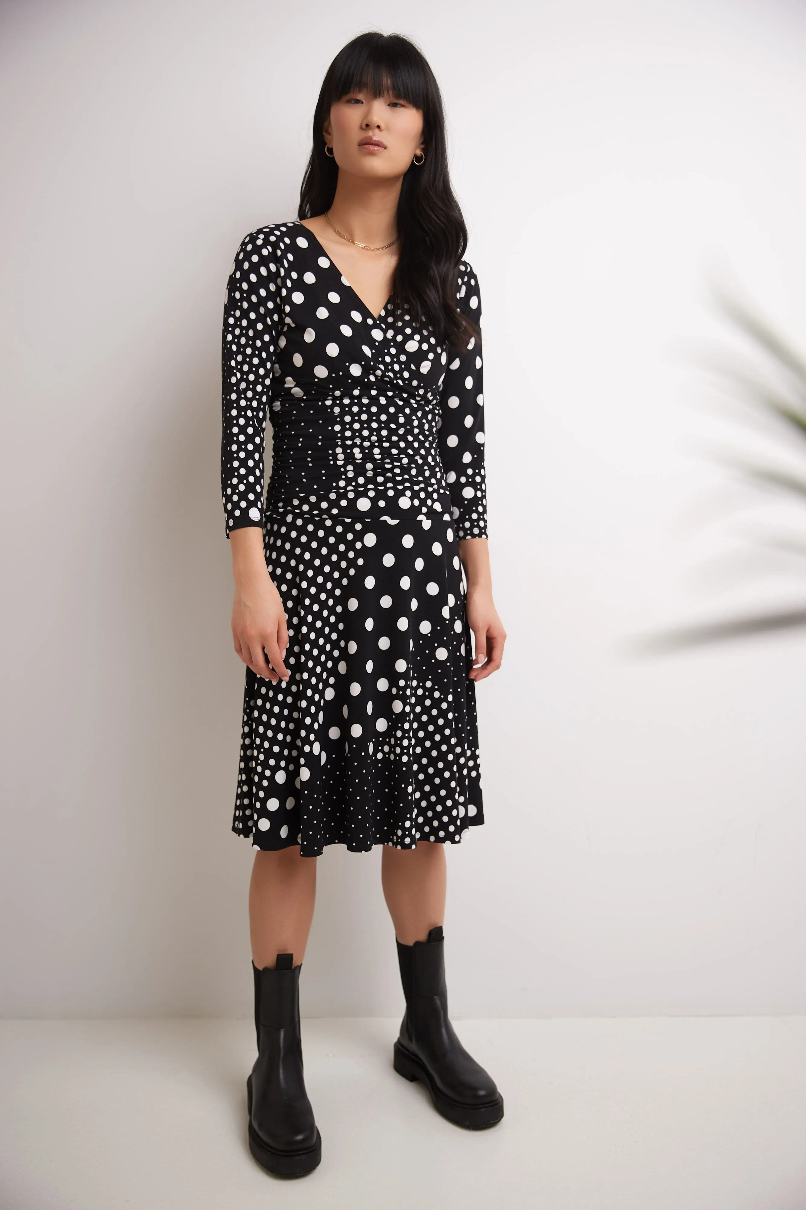 Form-fitting 3/4 Sleeve Dress with Ruching