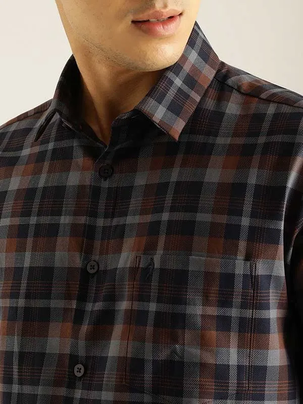 Men Checked Half Sleeve Cotton Shirt