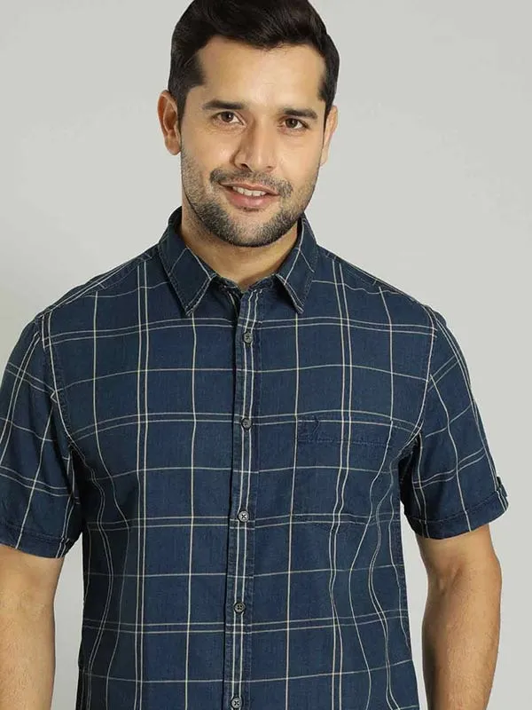 Men Checked Half Sleeve Cotton Shirt