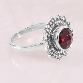 Natural Garnet Gemstone 925 Sterling Silver Ring, Faceted Round Crystal Ring, Garnet Boho Ring, Birthstone Ring