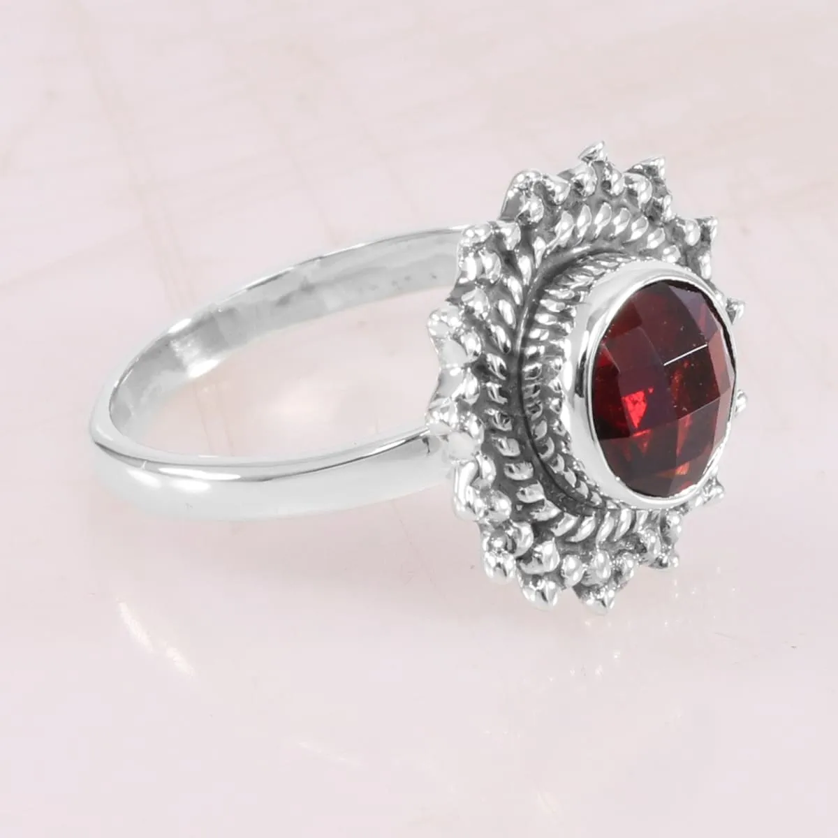 Natural Garnet Gemstone 925 Sterling Silver Ring, Faceted Round Crystal Ring, Garnet Boho Ring, Birthstone Ring