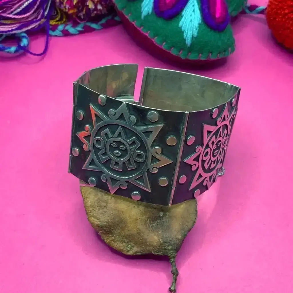 Taxco bracelet with inlaid silver circa 1940