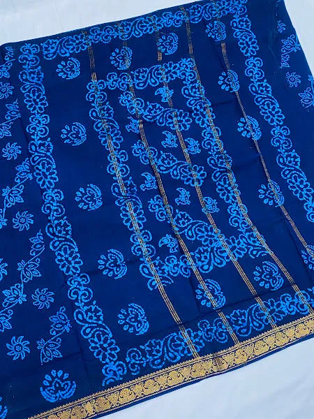 Traditional Blue Color Pure Cotton Floral Paisley Small Zari Border Sungudi Saree