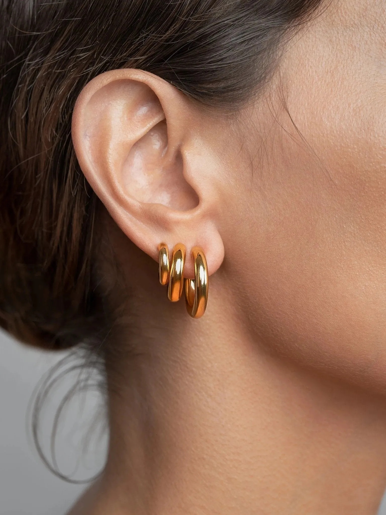 Vero Hoop Earrings