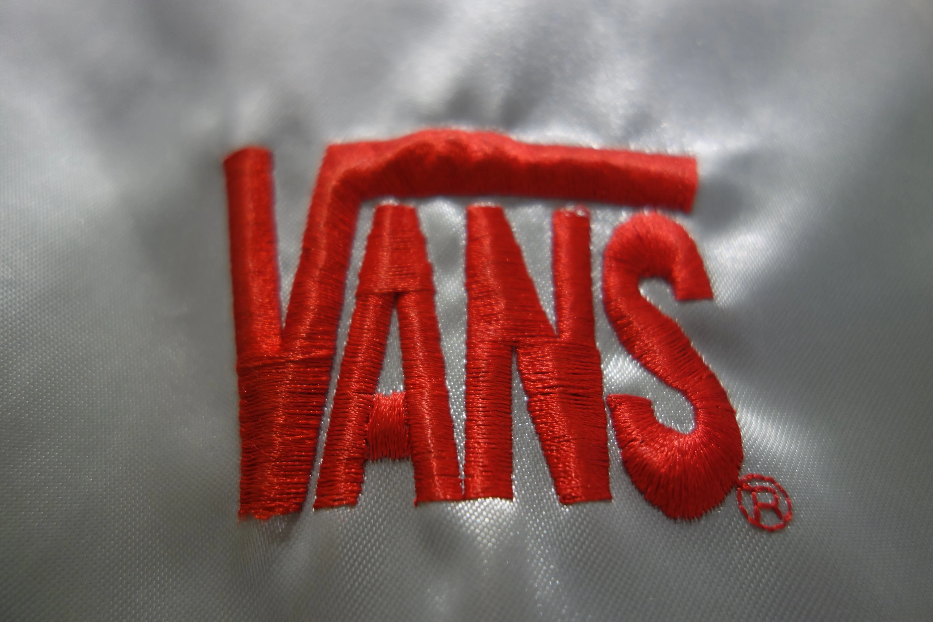 vintage van's silver era jacket ~ XXL